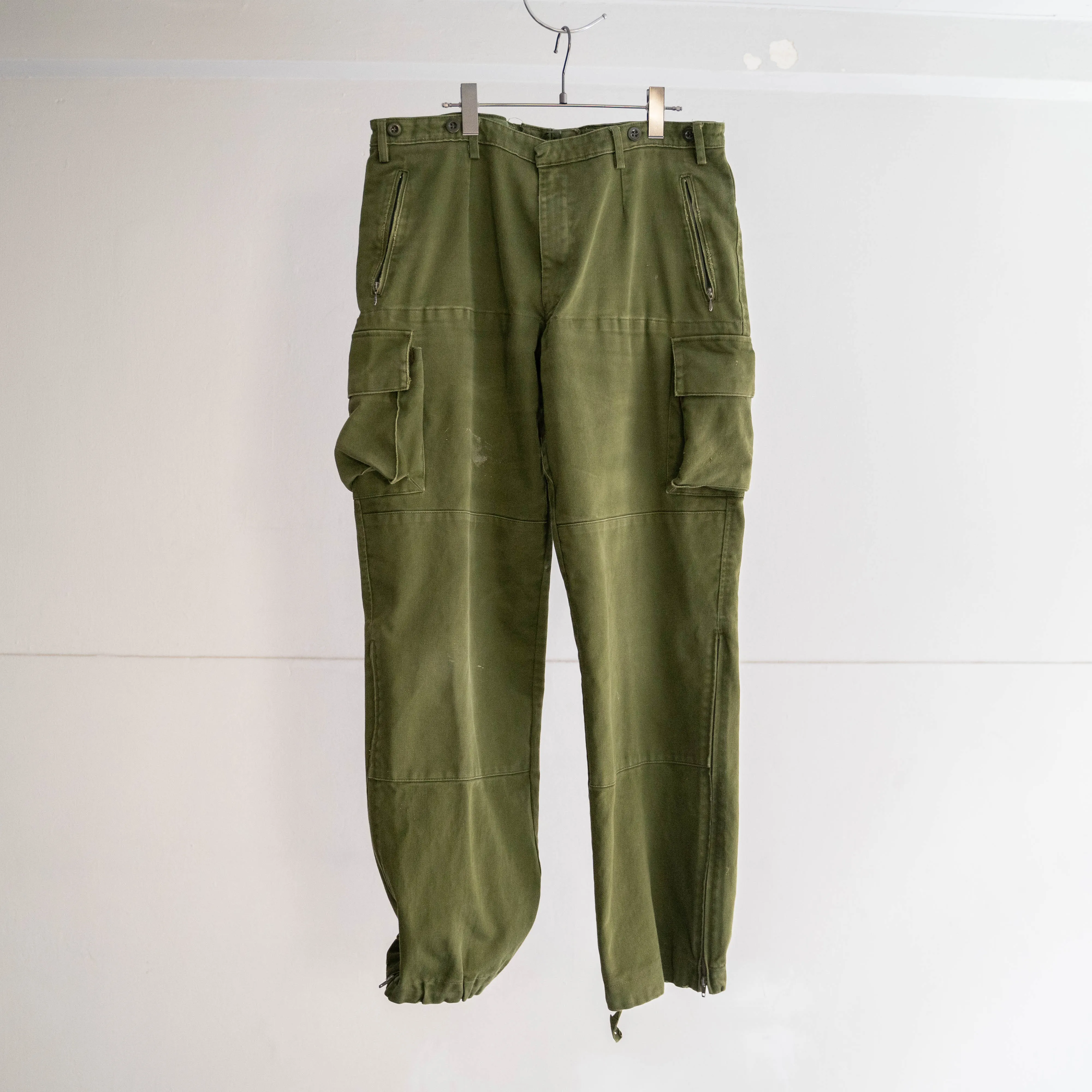 1980-90s German police cargo pants 'with gimmick'